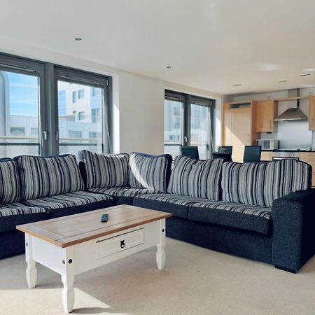 אדינבורו Modern Two Bedroom Apartments מראה חיצוני תמונה