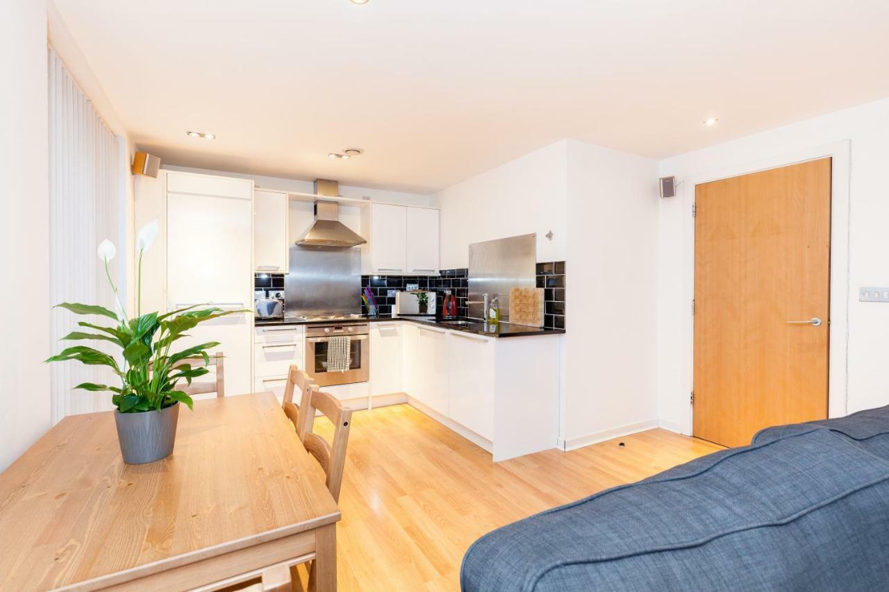 אדינבורו Modern Two Bedroom Apartments מראה חיצוני תמונה