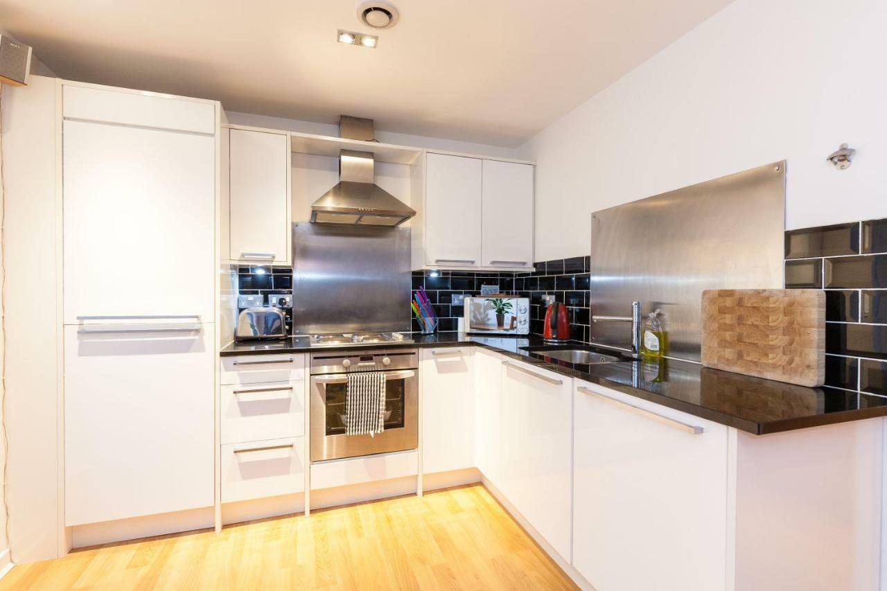אדינבורו Modern Two Bedroom Apartments מראה חיצוני תמונה